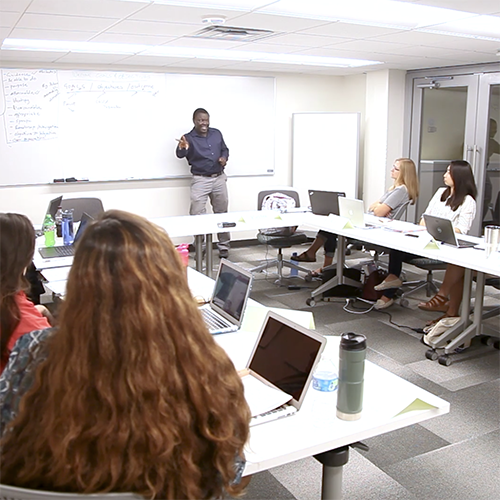 An instructional designer in the Office of Instructional Innovation works with faculty